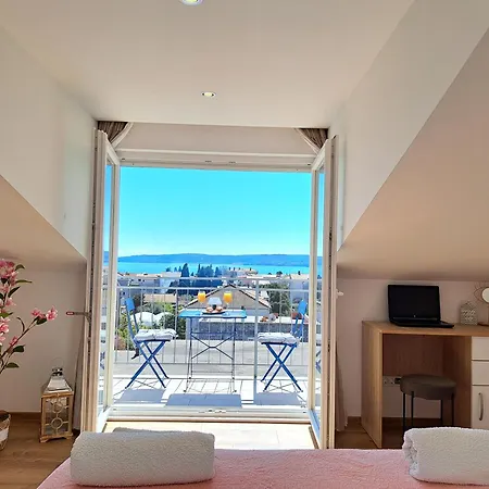 Jimmi Apartment Kastela